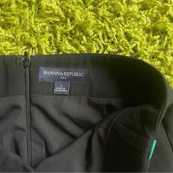 BANANA REPUBLIC SKIRT SIZE 4 - Picture 11 of 13